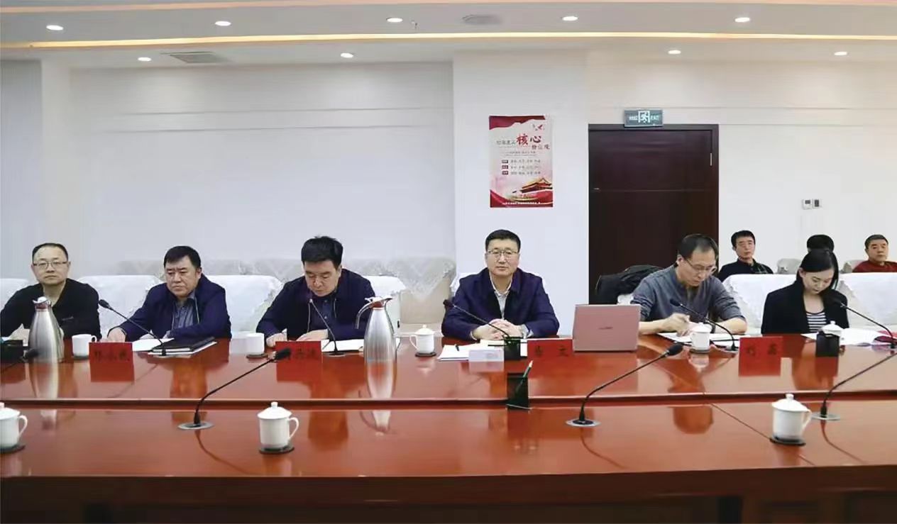 自治区民营经济发展服务局举办全区民营经济发展工作推进会暨2025年第二期北疆重点民企大讲堂