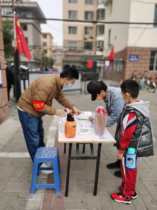 傅晨哲