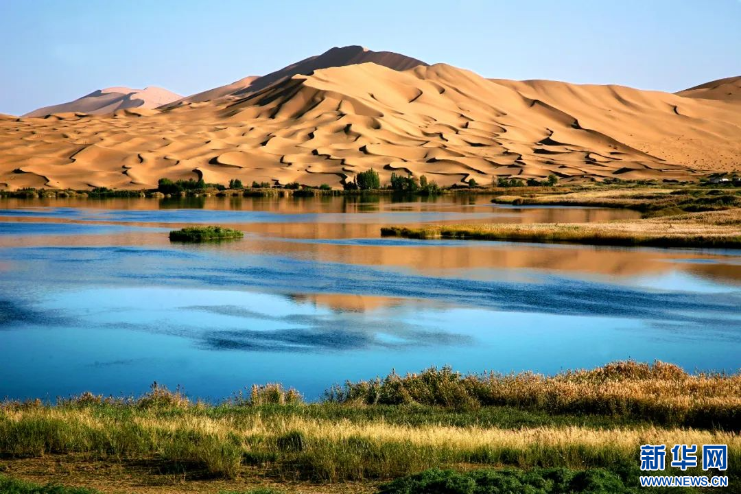 一起探寻，巴丹吉林沙漠“五绝”